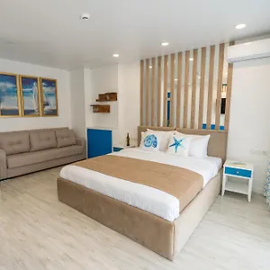 5* فندق Seagull Beachfront Boutique